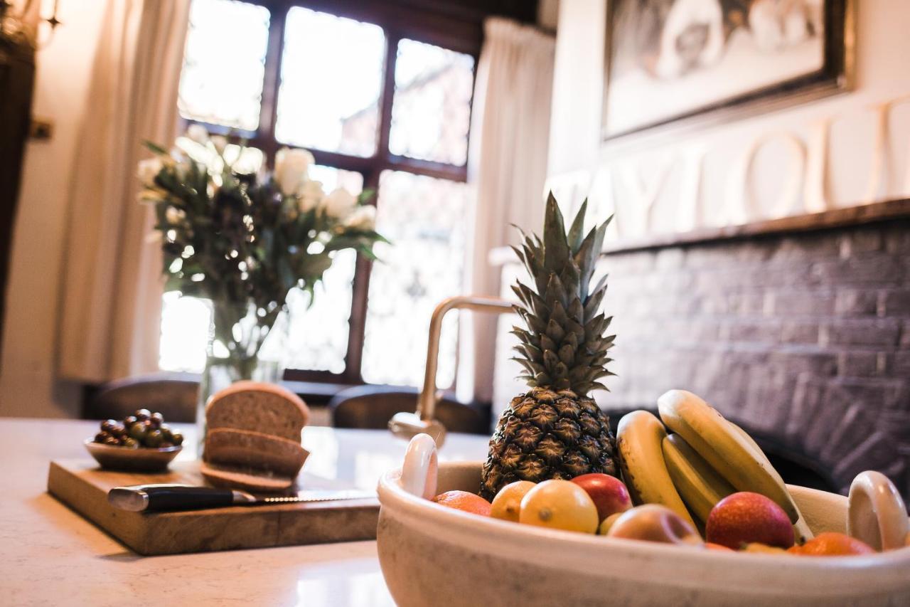 Willa Taylour House - Edenbridge, Sleeps 10, Historic, Unique Yet Modern Zewnętrze zdjęcie