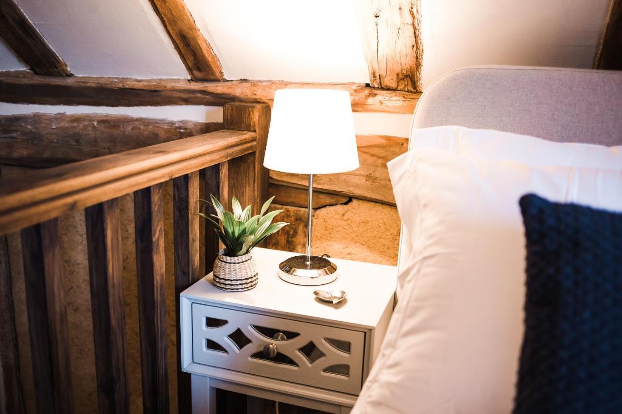 Willa Taylour House - Edenbridge, Sleeps 10, Historic, Unique Yet Modern Zewnętrze zdjęcie